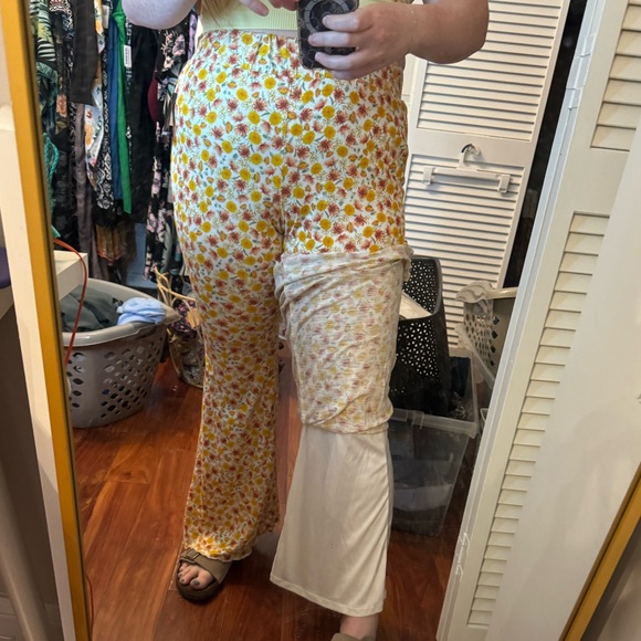 Torrid Festi Super Soft Slub Flare Leg Pant - Picture 7 of 7